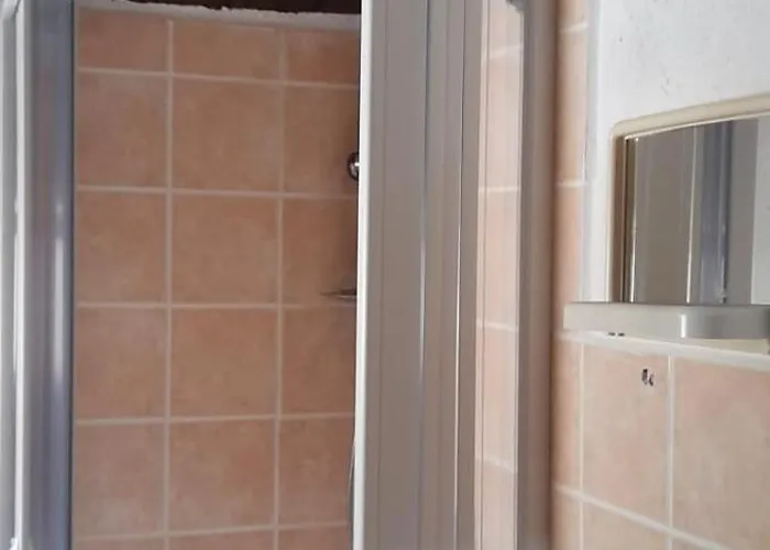 Alojamento de Acomodação e Pequeno-almoço Rifugio Montano